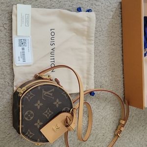 Authentic Louis Vuitton Mini Boite Chapeau Bag